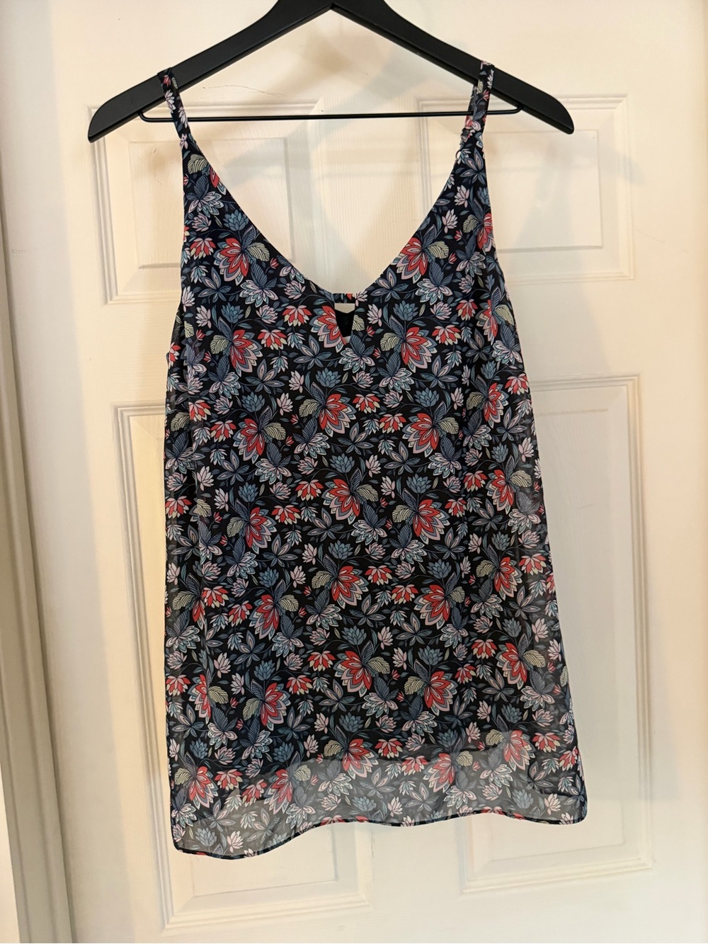 Cabi Women’s Lined Floral Tank Top With Adjustable Straps Size M